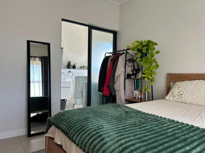 To Let 1 Bedroom Property for Rent in Sandown Western Cape